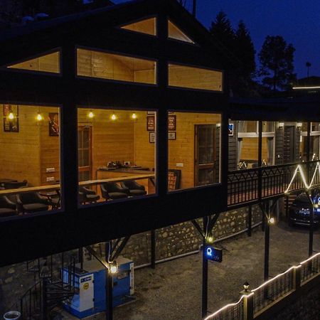 ホテル Thehimalayanliving Whistling Pines マックトシュワー エクステリア 写真
