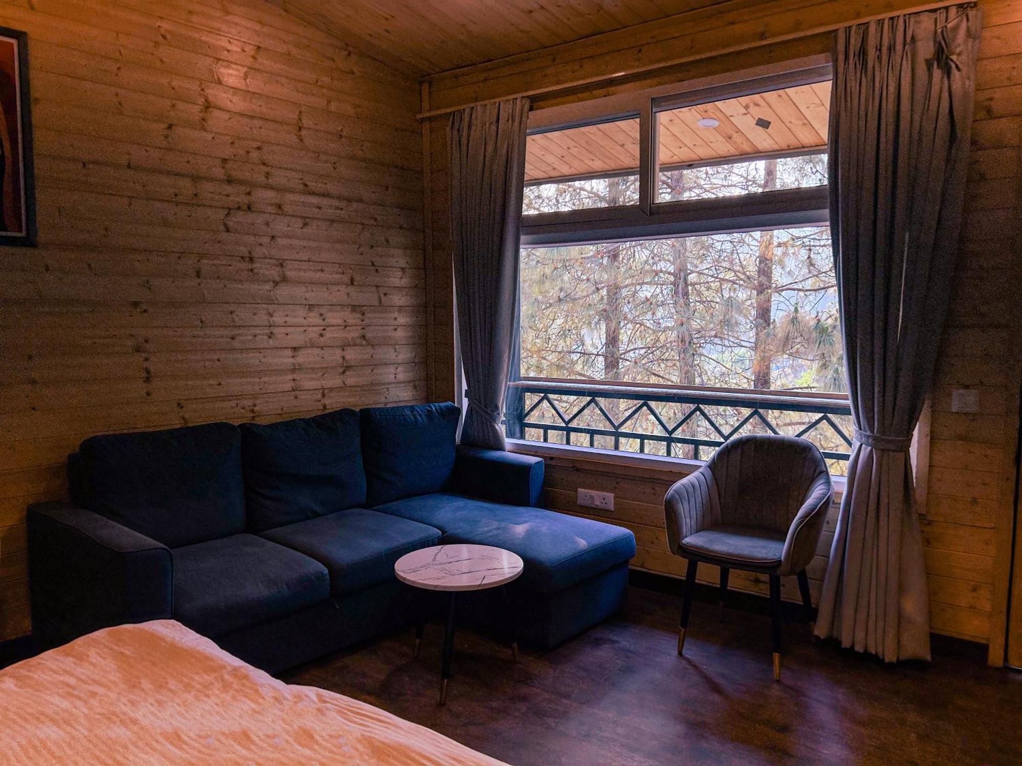 ホテル Thehimalayanliving Whistling Pines マックトシュワー エクステリア 写真